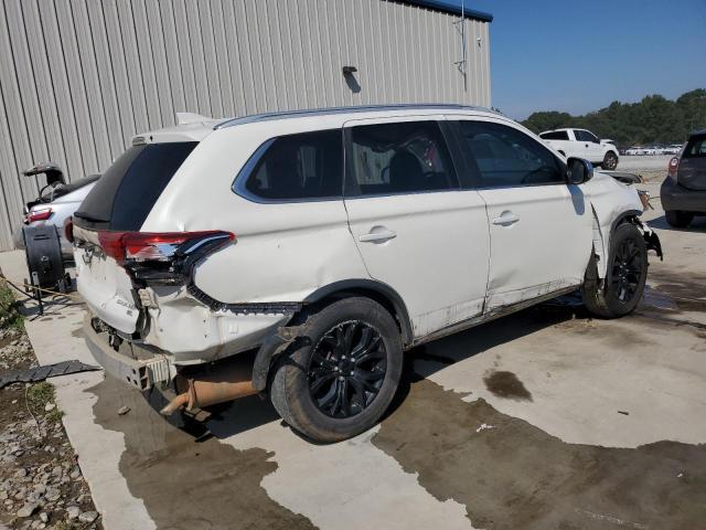 JA4AD3A34HZ035371 - 2017 MITSUBISHI OUTLANDER SE WHITE photo 3