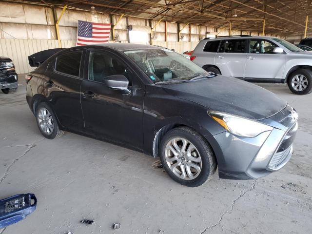 3MYDLBZV1GY128493 - 2016 TOYOTA SCION IA GRAY photo 4