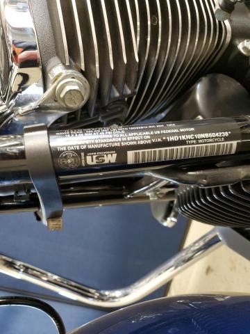 1HD1KHC10NB604238 - 2022 HARLEY-DAVIDSON FLTRX 蓝色 照片 10