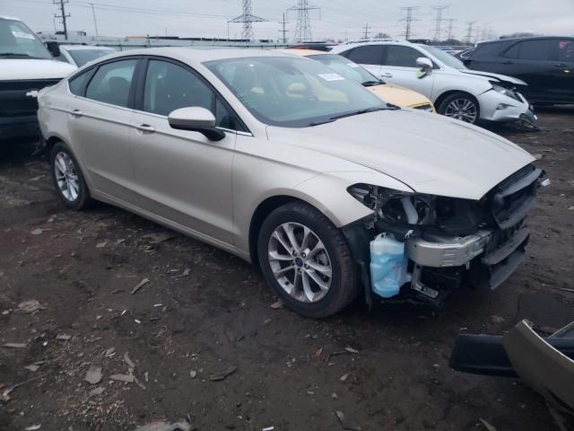 3FA6P0HDXKR247693 - 2019 FORD FUSION SE BEIGE photo 4