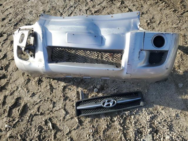 KM8JM12B45U074479 - 2005 HYUNDAI TUCSON GL SILVER photo 13