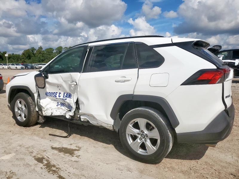 2T3W1RFV1LW085459 - 2020 TOYOTA RAV4 XLE 白色 照片 2