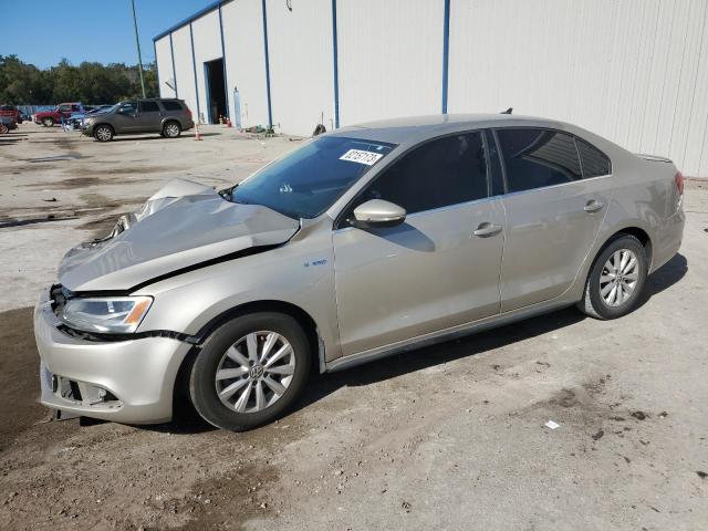 3VW637AJ8DM243962 - 2013 VOLKSWAGEN JETTA HYBRID SILVER photo 1