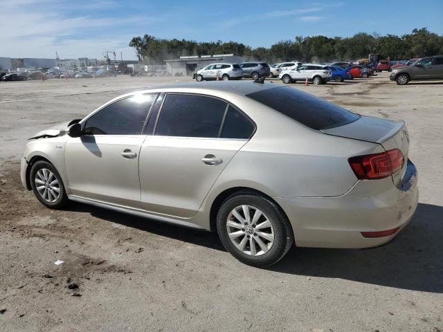 3VW637AJ8DM243962 - 2013 VOLKSWAGEN JETTA HYBRID SILVER photo 2