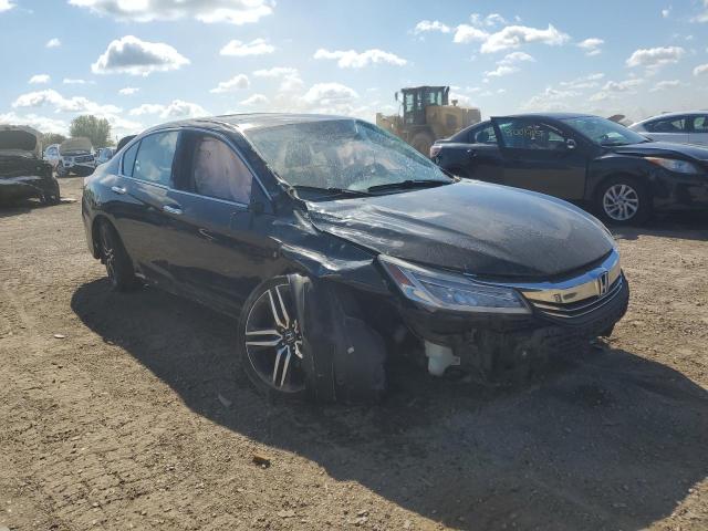 1HGCR3F94HA003856 - 2017 HONDA ACCORD TOURING 黑色 照片 4