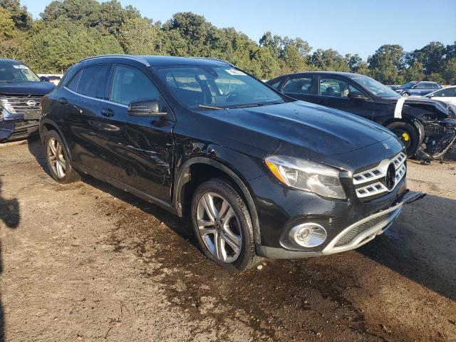 WDCTG4EBXJJ441845 - 2018 MERCEDES-BENZ GLA 250 Siyah fotoğraf 4