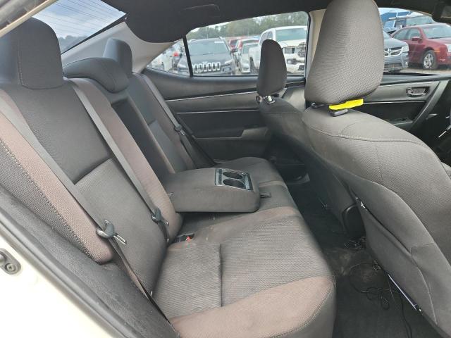 5YFBURHE6KP861838 - 2019 TOYOTA COROLLA L თეთრი ფოტო 10