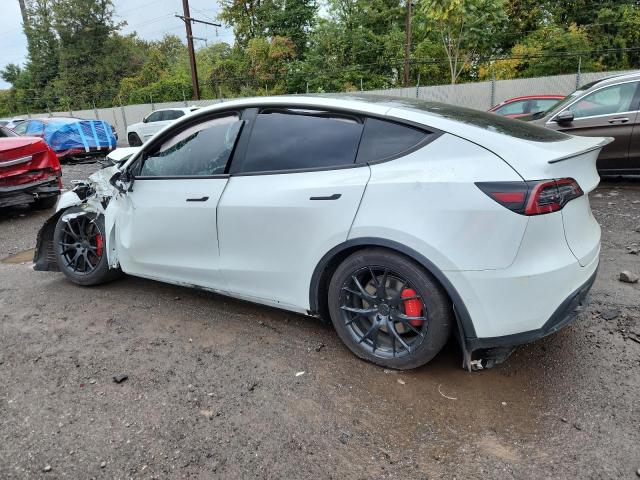 7SAYGDEF9NF516002 - 2022 TESLA MODEL Y 白色 照片 2