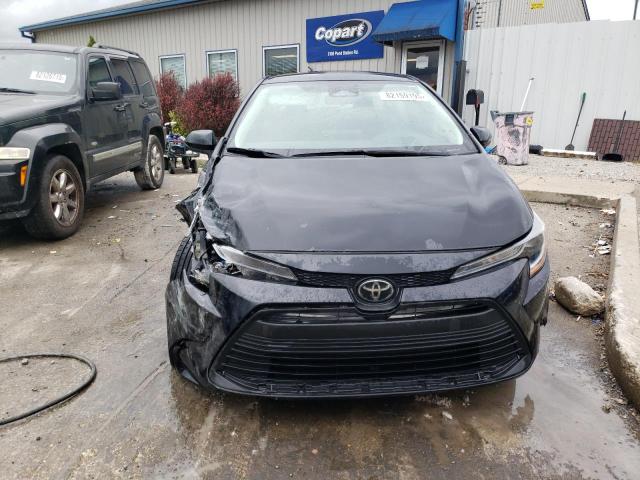 5YFB4MDE4PP005941 - 2023 TOYOTA COROLLA LE BLACK photo 5