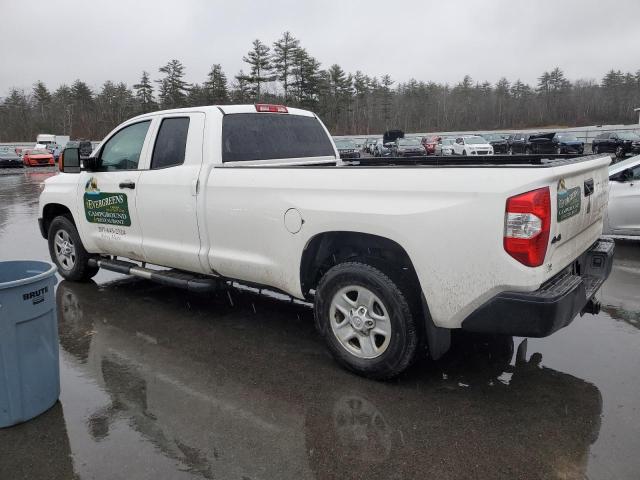 5TFCY5F11KX024398 - 2019 TOYOTA TUNDRA DOUBLE CAB SR/SR5 WHITE photo 2