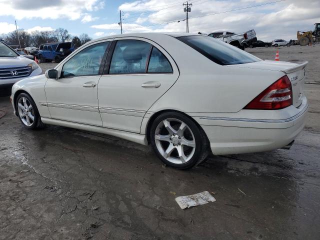 WDBRF52H67F924227 - 2007 MERCEDES-BENZ C 230 WHITE photo 2