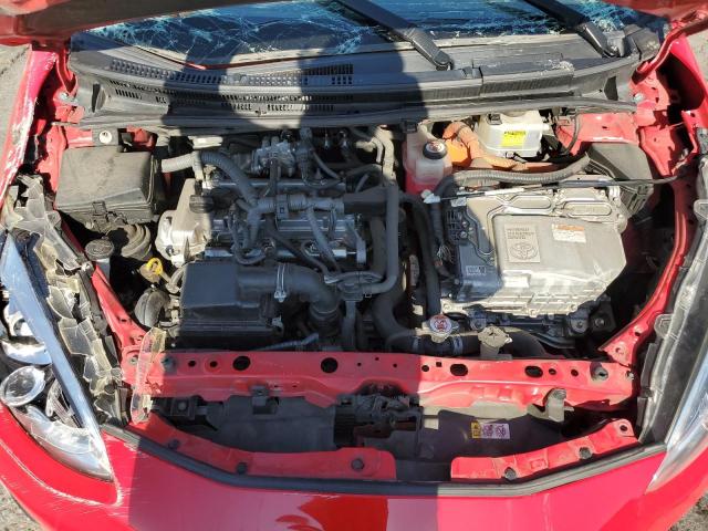 JTDKDTB37J1599254 - 2018 TOYOTA PRIUS C წითელი ფოტო 11