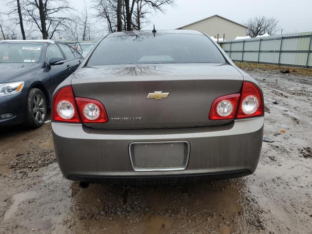 1G1ZE5E12BF369877 - 2011 CHEVROLET MALIBU LTZ GRAY photo 6