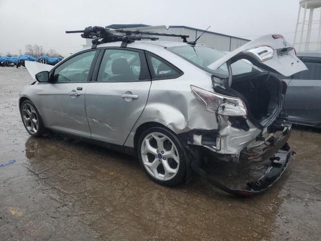 1FADP3F26FL216794 - 2015 FORD FOCUS SE SILVER photo 2