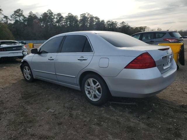 1HGCM56316A055688 - 2006 HONDA ACCORD SE SILVER photo 2