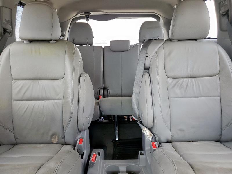 5TDYZ3DC8JS957795 - 2018 TOYOTA SIENNA XLE BLUE photo 10