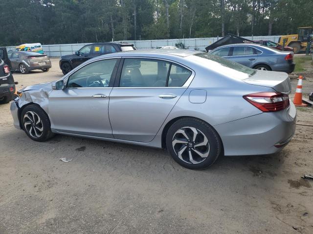 1HGCR2F71HA300818 - 2017 HONDA ACCORD EX SILVER photo 2