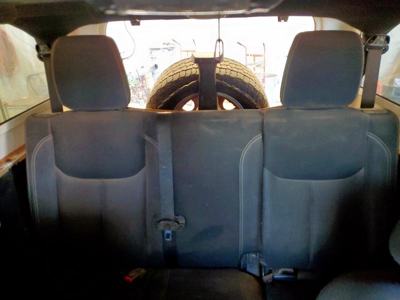 1C4BJWEG0EL111071 - 2014 JEEP WRANGLER U SAHARA TAN photo 10