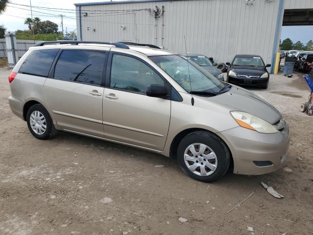 5TDZK23CX9S244977 - 2009 TOYOTA SIENNA CE GOLD photo 4