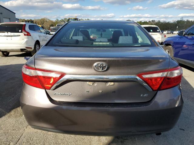 4T1BF1FKXFU050522 - 2015 TOYOTA CAMRY LE GRAY photo 6