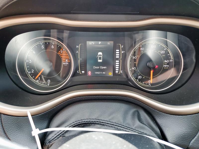 1C4PJMCS7GW285903 - 2016 JEEP CHEROKEE LATITUDE 红色 照片 9