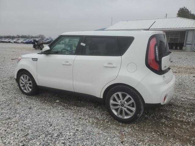 KNDJP3A51K7025785 - 2019 KIA SOUL + WHITE photo 2