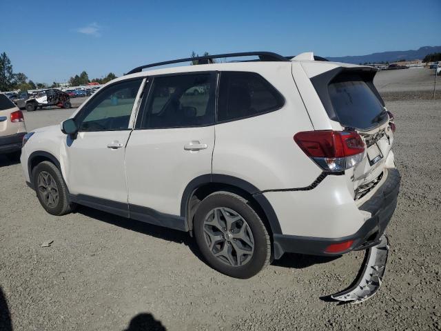 JF2SKAGC6KH415001 - 2019 SUBARU FORESTER PREMIUM Weiß Foto 2