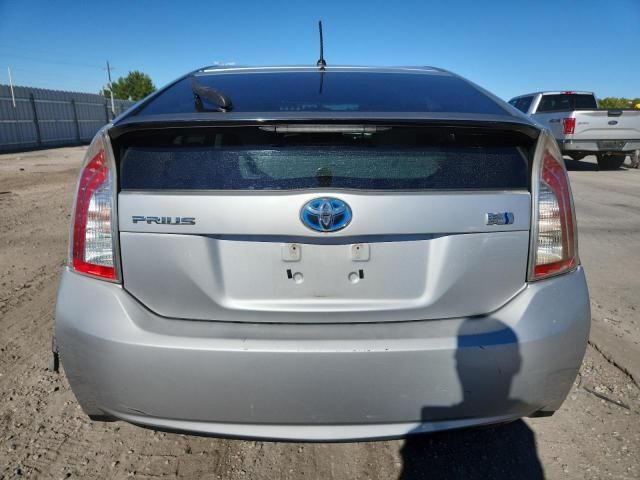 JTDKN3DU4D5550139 - 2013 TOYOTA PRIUS ვერცხლისფერი ფოტო 6