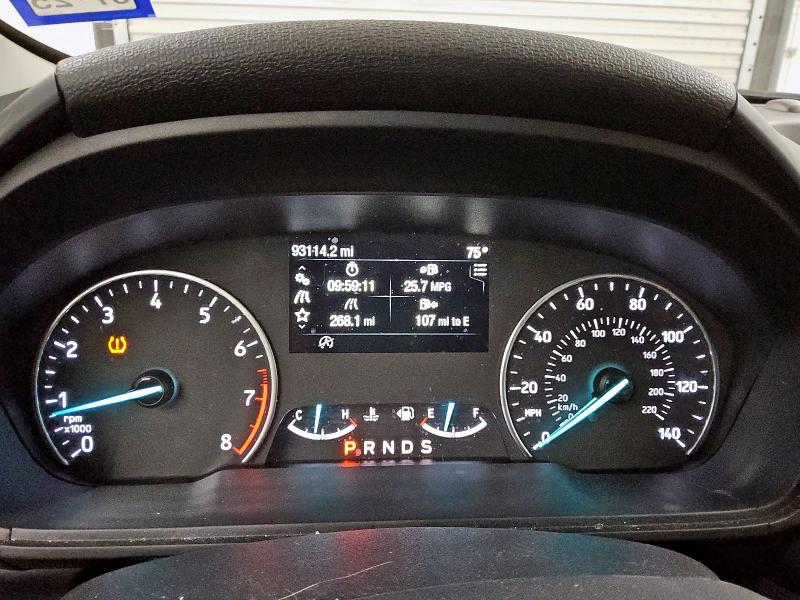 MAJ6P1UL5JC230526 - 2018 FORD ECOSPORT SE Серый фото 9