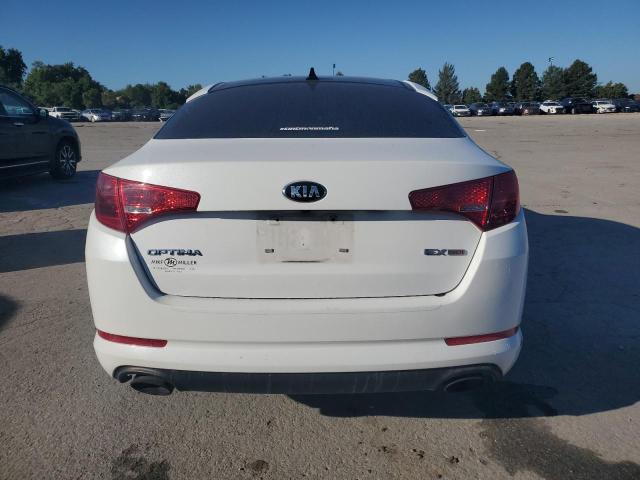 5XXGN4A72DG158668 - 2013 KIA OPTIMA EX WHITE photo 6