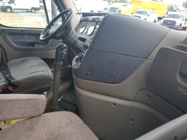 3AKJGLDV6KSKR0198 - 2019 FREIGHTLINER CASCADIA 1 WHITE photo 5