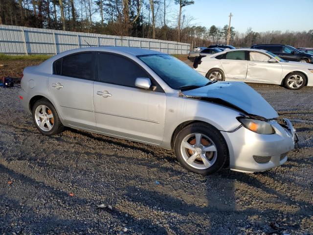 JM1BK12F451308610 - 2005 MAZDA 3 I SILVER photo 4