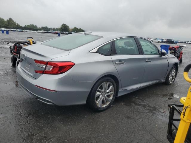 1HGCV1F10JA227819 - 2018 HONDA ACCORD LX SILVER photo 3