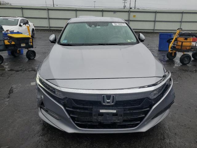 1HGCV1F10JA227819 - 2018 HONDA ACCORD LX SILVER photo 5