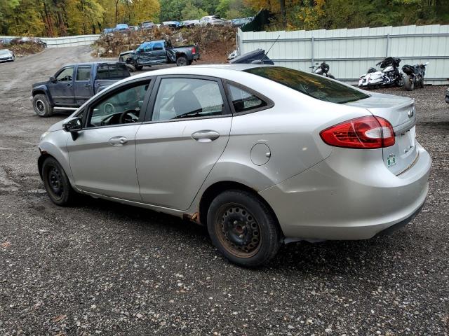 3FADP4BJ0DM170717 - 2013 FORD FIESTA SE SILVER photo 2