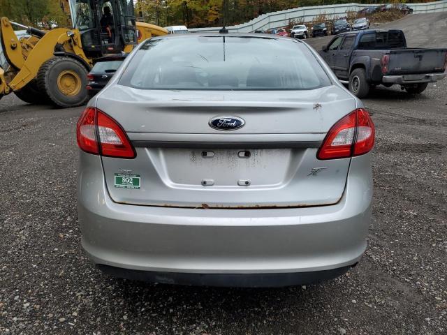 3FADP4BJ0DM170717 - 2013 FORD FIESTA SE SILVER photo 6