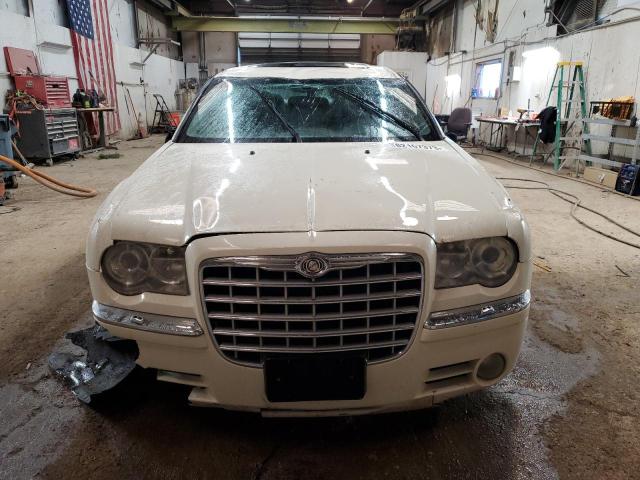 2C3KA63H86H175969 - 2006 CHRYSLER 300C WHITE photo 5