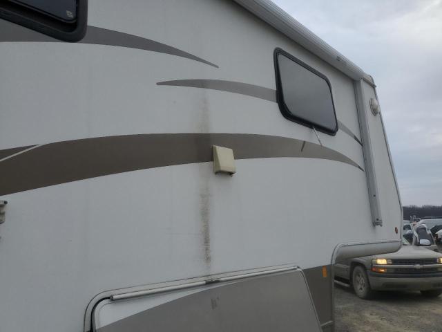 5KEFA362941000937 - 2004 DRV 5TH WHEEL WHITE photo 7