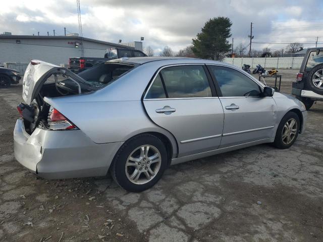 1HGCM56866A092831 - 2006 HONDA ACCORD EX SILVER photo 3