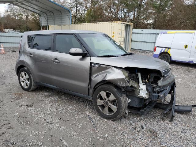 KNDJN2A27J7591633 - 2018 KIA SOUL GRAY photo 4