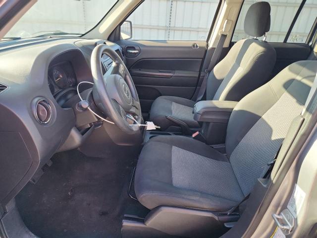 1C4NJRBB4GD549712 - 2016 JEEP PATRIOT SPORT Silber Foto 7