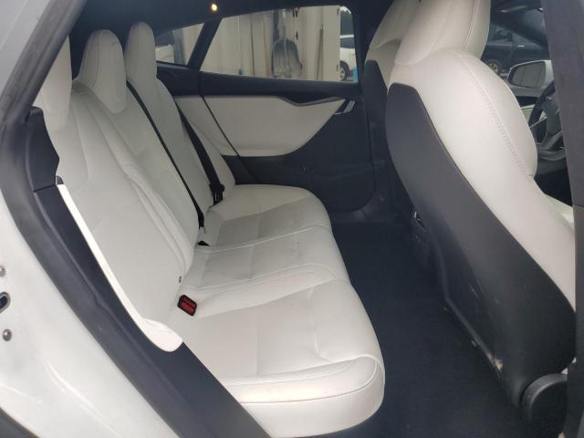 5YJSA1E27LF370826 - 2020 TESLA MODEL S أبيض صورة 10