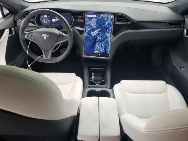 5YJSA1E27LF370826 - 2020 TESLA MODEL S أبيض صورة 8