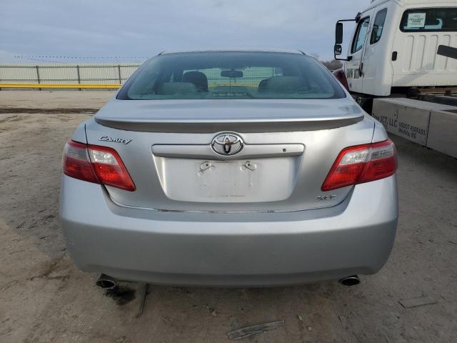 4T1BK46K37U515169 - 2007 TOYOTA CAMRY LE SILVER photo 6