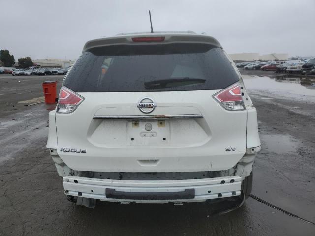 KNMAT2MT7FP551294 - 2015 NISSAN ROGUE S WHITE photo 6