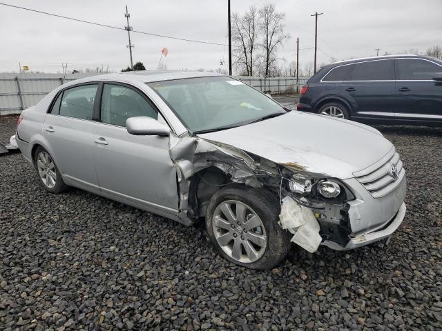 4T1BK36B56U070331 - 2006 TOYOTA AVALON XL SILVER photo 4