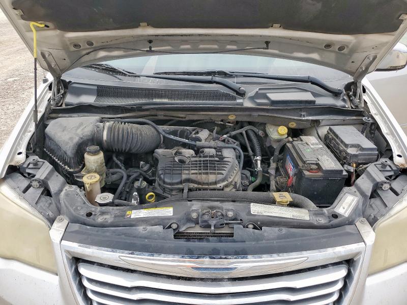 2C4RC1CG0CR156420 - 2012 CHRYSLER TOWN & COU TOURING L SILVER photo 12