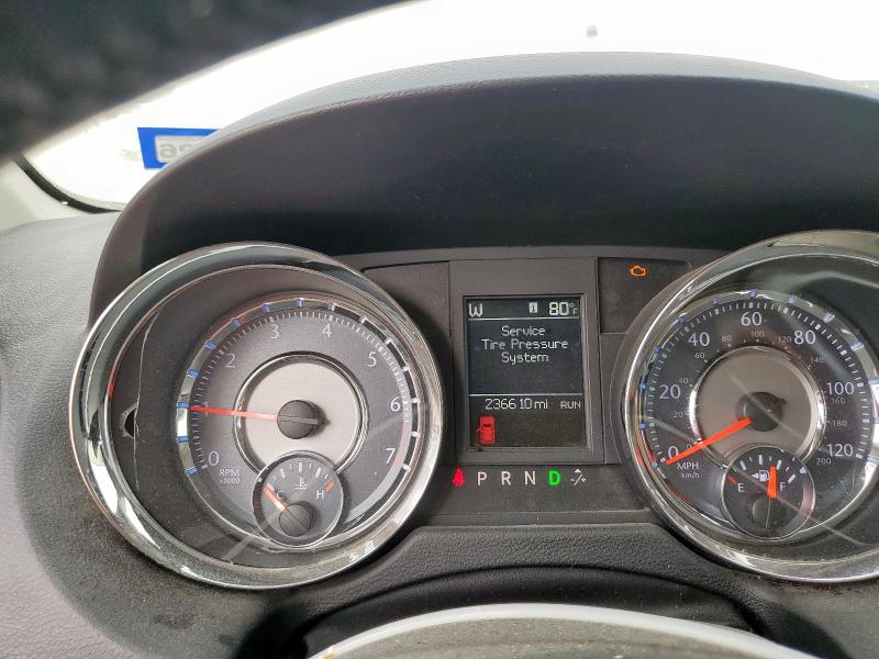 2C4RC1CG0CR156420 - 2012 CHRYSLER TOWN & COU TOURING L SILVER photo 9