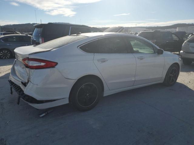 3FA6P0HR2DR138255 - 2013 FORD FUSION SE WHITE photo 3