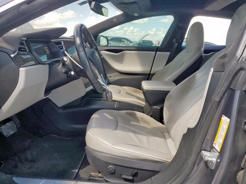 5YJSA1H15EFP63388 - 2014 TESLA MODEL S Grau Foto 7